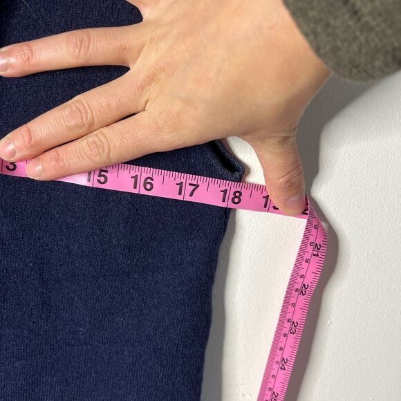 Allude Cashmere Crew Neck sweater Vest Navy Blue Size Small Oversized - Picture 6 of 6